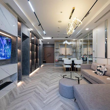 Landmark 81 Luxury Apartments: Iconic Skyscraper Living Ho Chi Minh City Exterior photo