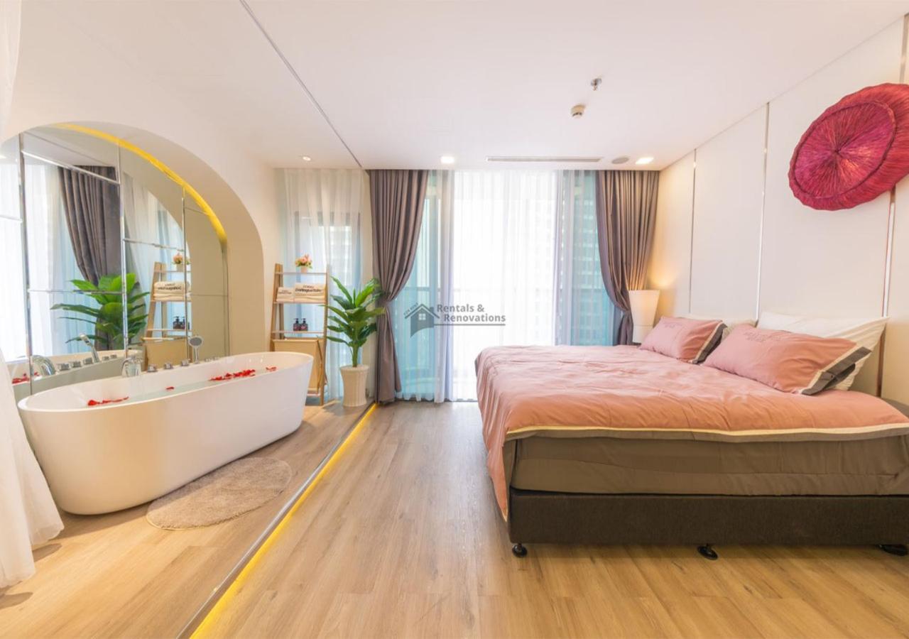 Landmark 81 Luxury Apartments: Iconic Skyscraper Living Ho Chi Minh City Exterior photo